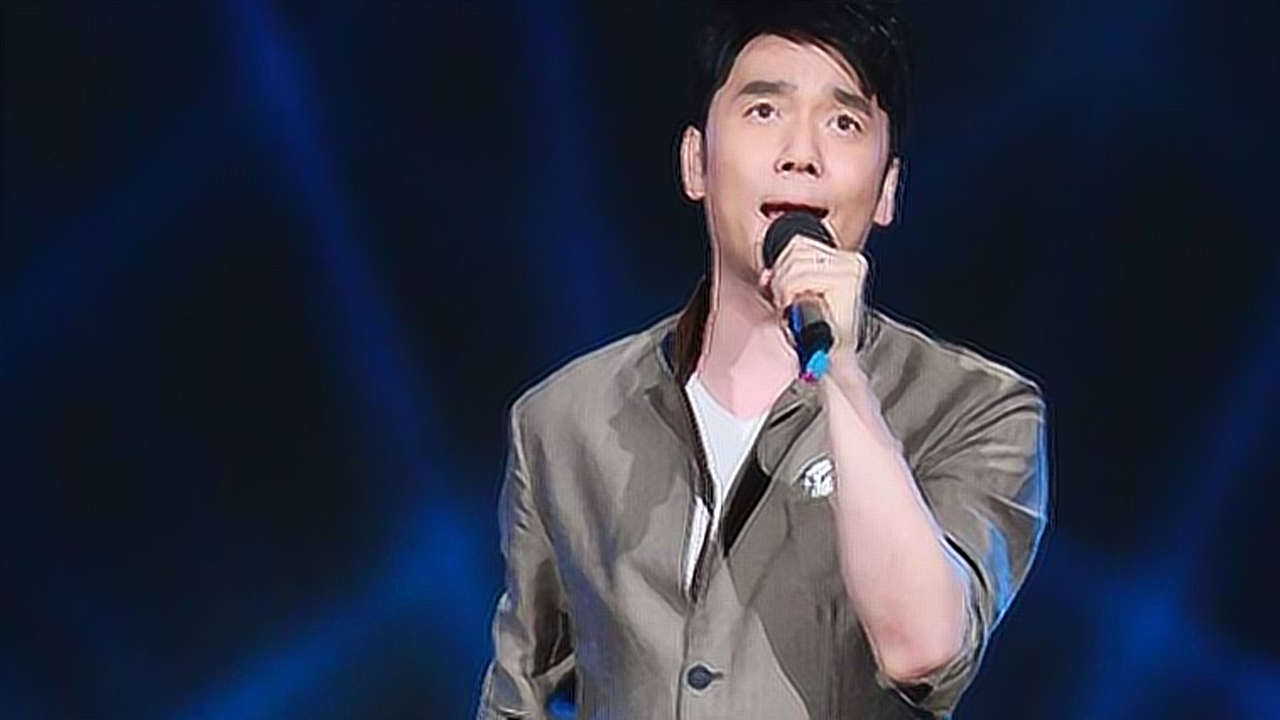 林依轮盼了一辈子终于如愿跟杨钰莹合唱情歌,两人默契十足,满眼温情!