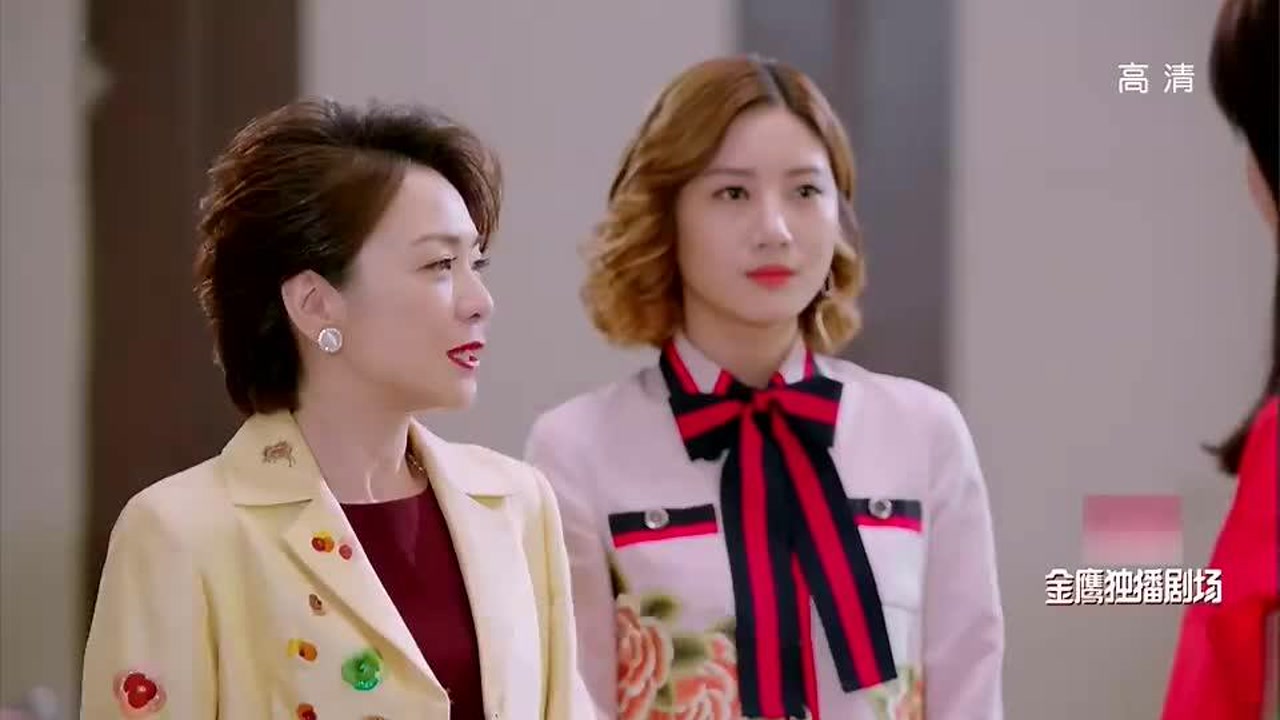 绣掌选拔即将开始,卉婕欲想巴结评委,却反被嘲讽!