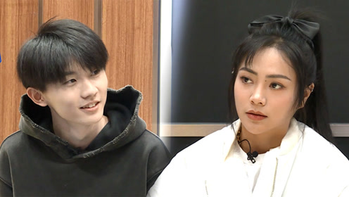 马嘉祺谢可寅初见破冰的方式太可爱了