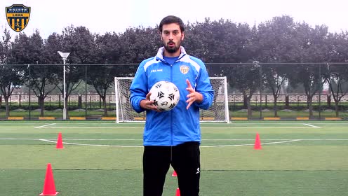 教程 钟摆式过人 西安拉玛足球学院 足球自习室