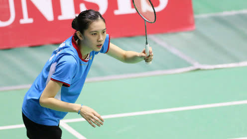 07:54简 介:羽毛球教学视频 肖杰-学打羽毛球-第8集-接发球站位上传者