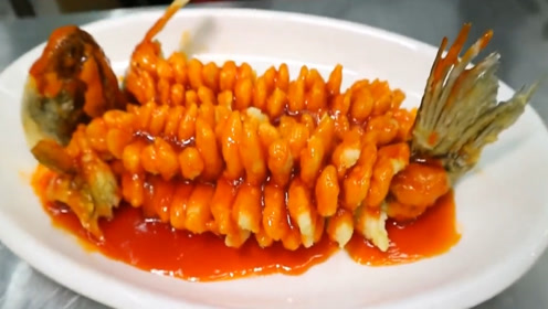 大厨教你"松鼠鱼"的正宗做法,真是赞不绝口,收藏起来慢慢学