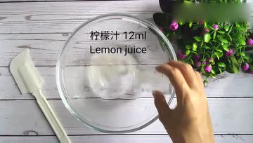 无蛋奶的巧克力小蛋糕，轻松上手