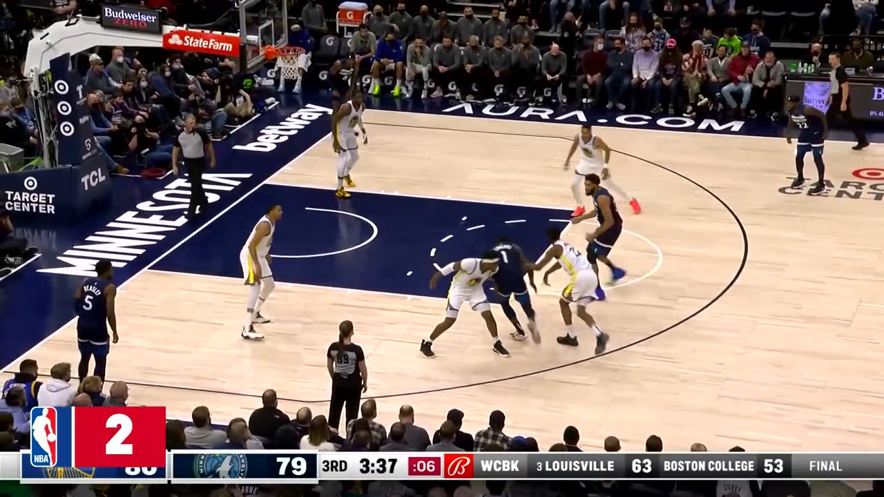 17日NBA五佳扣篮 老炮助飞大麦基隔扣状元郎