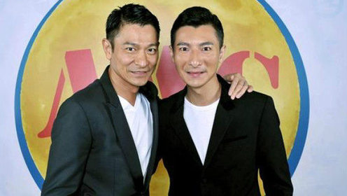 动作神情都到位,冯小刚大赞最像刘德华