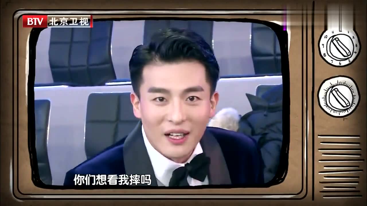 跨界冰雪王:"摔王"一登场,粉丝团已经为他设计摔倒的动作了