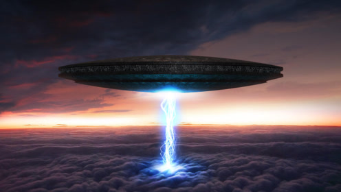 日本货机在美国上空遭遇外星UFO