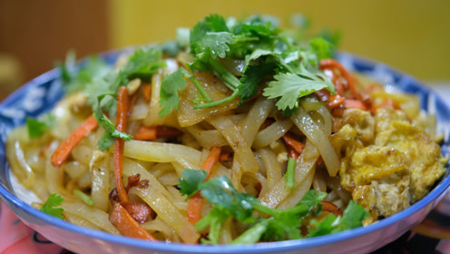 经典名吃 鸡蛋炒面皮 我的私房菜 李毅勤的秀