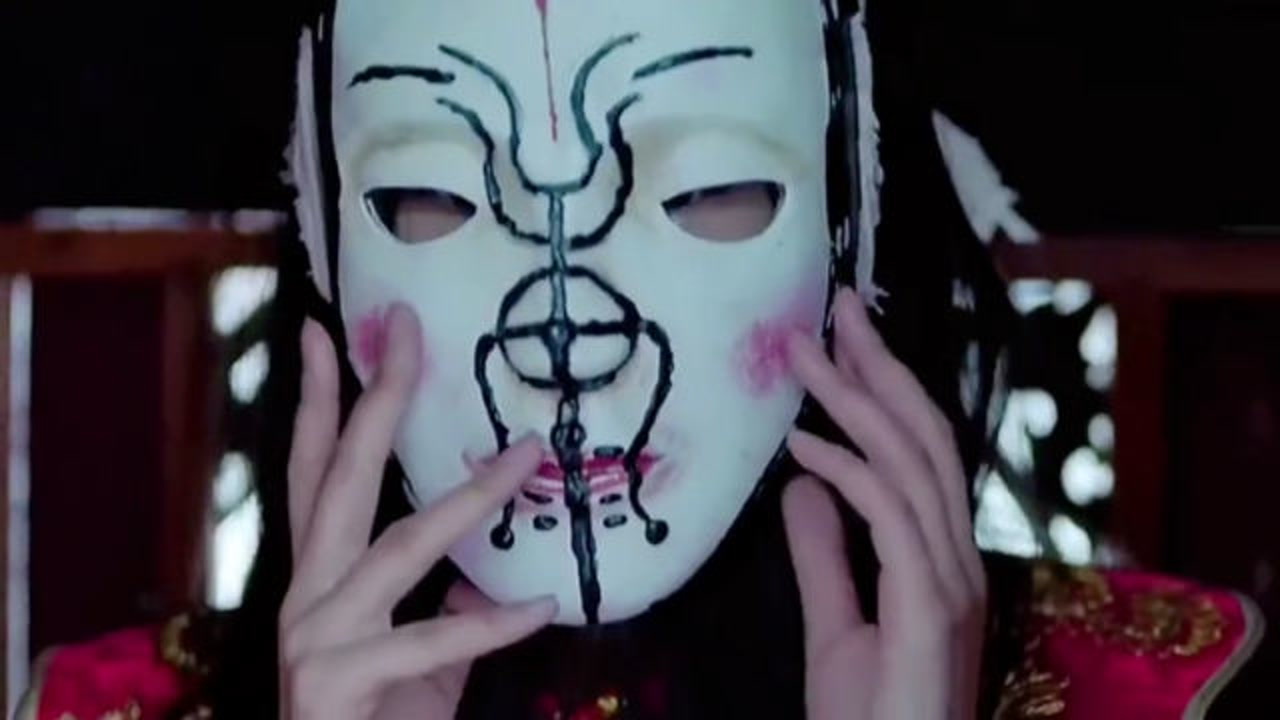 女孩拥有"阴阳眼",看清了人们内心中的丑陋