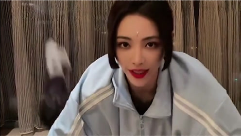 许佳琪蝎子腿 腾讯视频