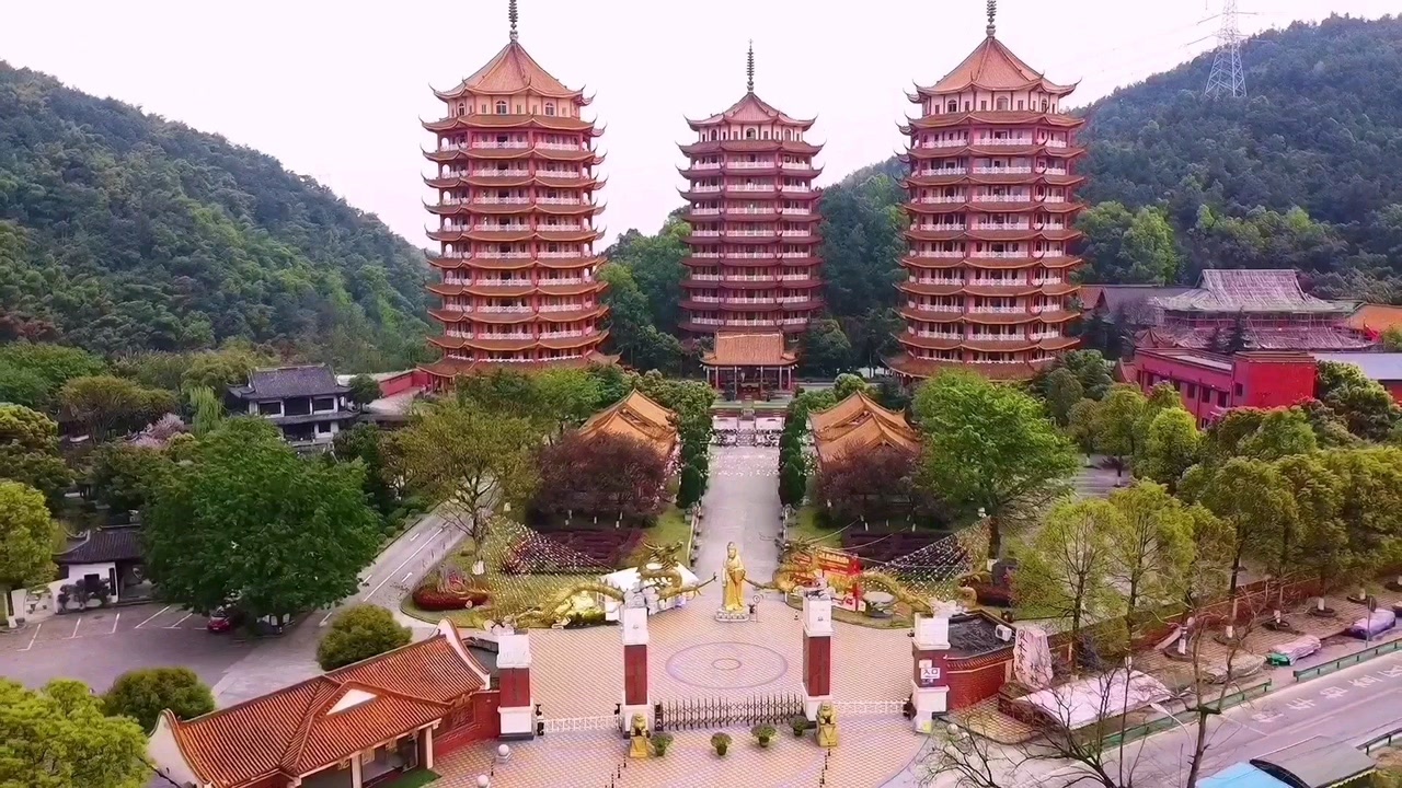 重庆北碚三大古刹之一龙车寺,距今500年历史,环境幽雅清静