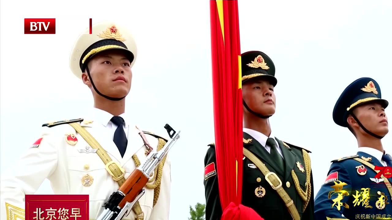 网红升旗手袁晋爽是怎么练成的