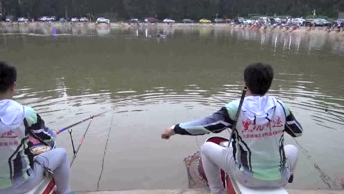 甲洞四海之星按摩休闲中心按摩b2b水床下水 99号