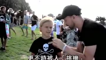 不想让动物受苦，他巡游世界宣扬素食理念