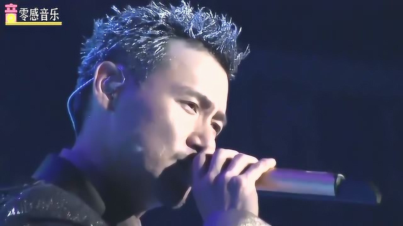 小伙模仿张学友,一首《吻别》开口逗笑哈林,那英更是不敢相信!