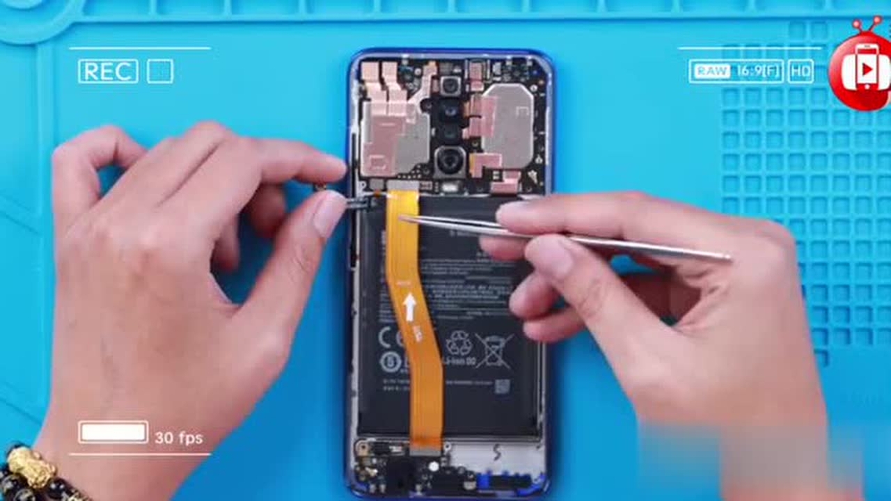 红米k30拆机视频,看看千元机的做工如何