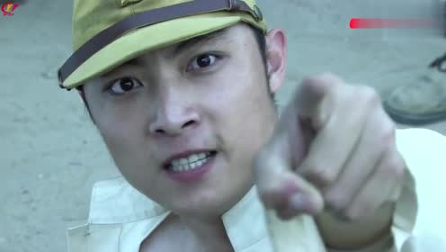 铁血武工队:加藤这个老色狼,见到女的忍不住,青木直接办了他