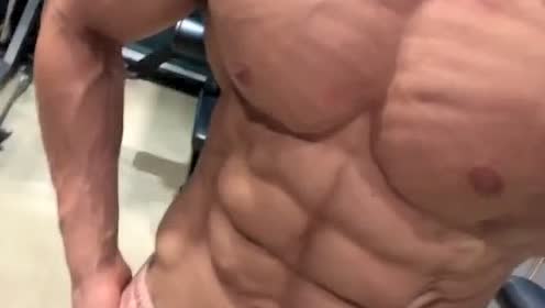 筋肉 腾讯视频
