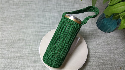 教你钩织一款经典镂空水杯套,精致耐磨又防烫,钩法一点也不难