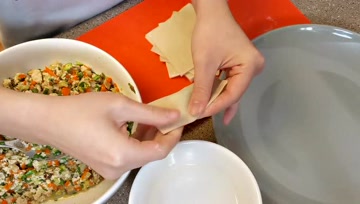 白菜豆腐素云吞，看完保证你流口水
