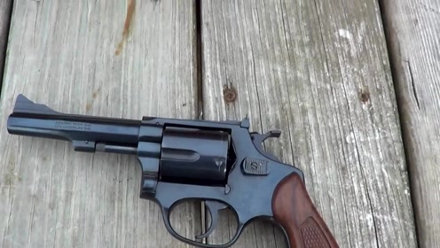 巴西rossi点38口径左轮手枪,国外大爷靶场射击实测