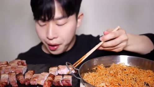 Brother eats pussy — pic 12