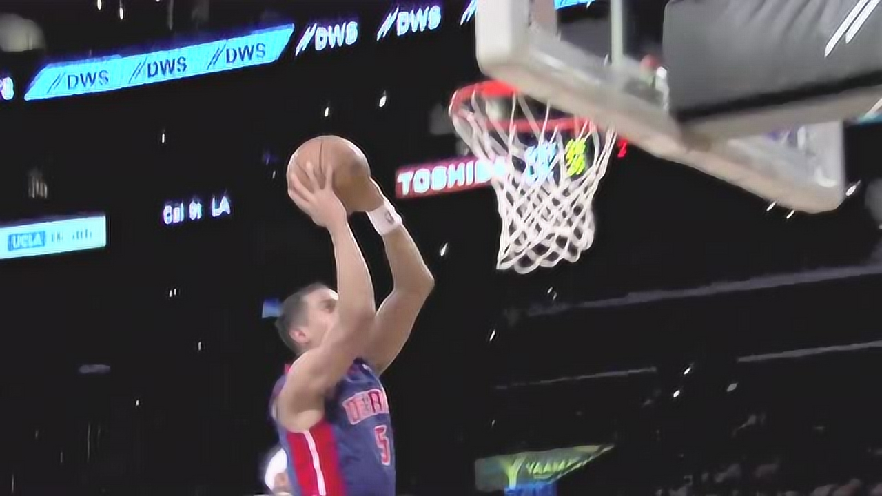 NBA·湖人双杀活塞