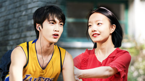 不愧是中华小曲库,面对表演张雨绮直接猜出歌名上传者:旅行生活小记时