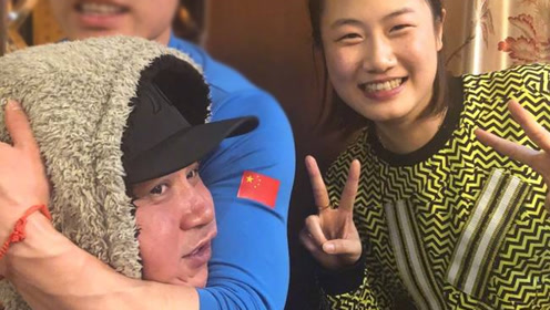 潘粤明与丁宁聚餐称颈椎不好 结果被教练挤到脸变形