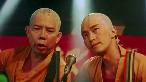 星爷《少林足球》这段经典唱歌,国粤英日法语版本,哪个最搞笑