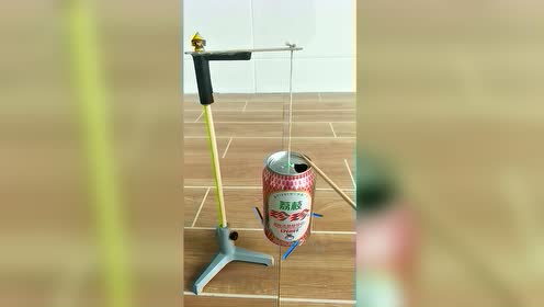 com时 间:2016-07-21科技小制作小玩童反冲实验0:04:40简 介:ak-47