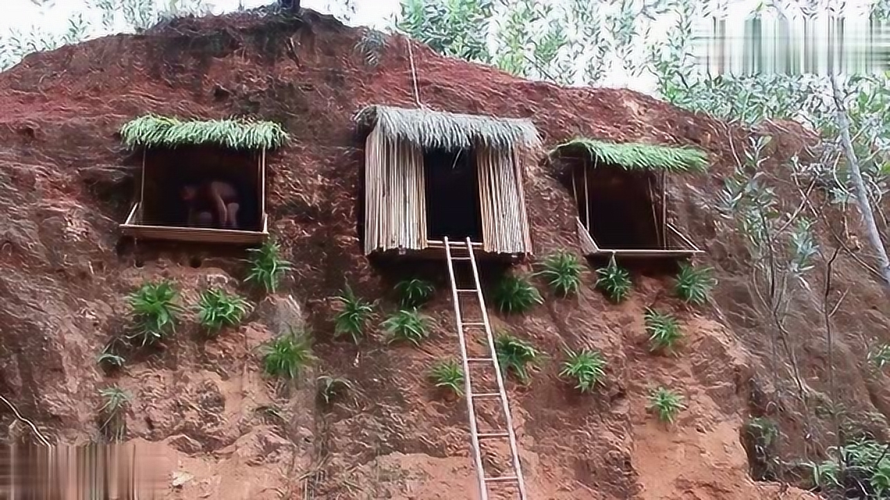 为悬崖上的庇护所升级,里外通风透气,还有取暖功能