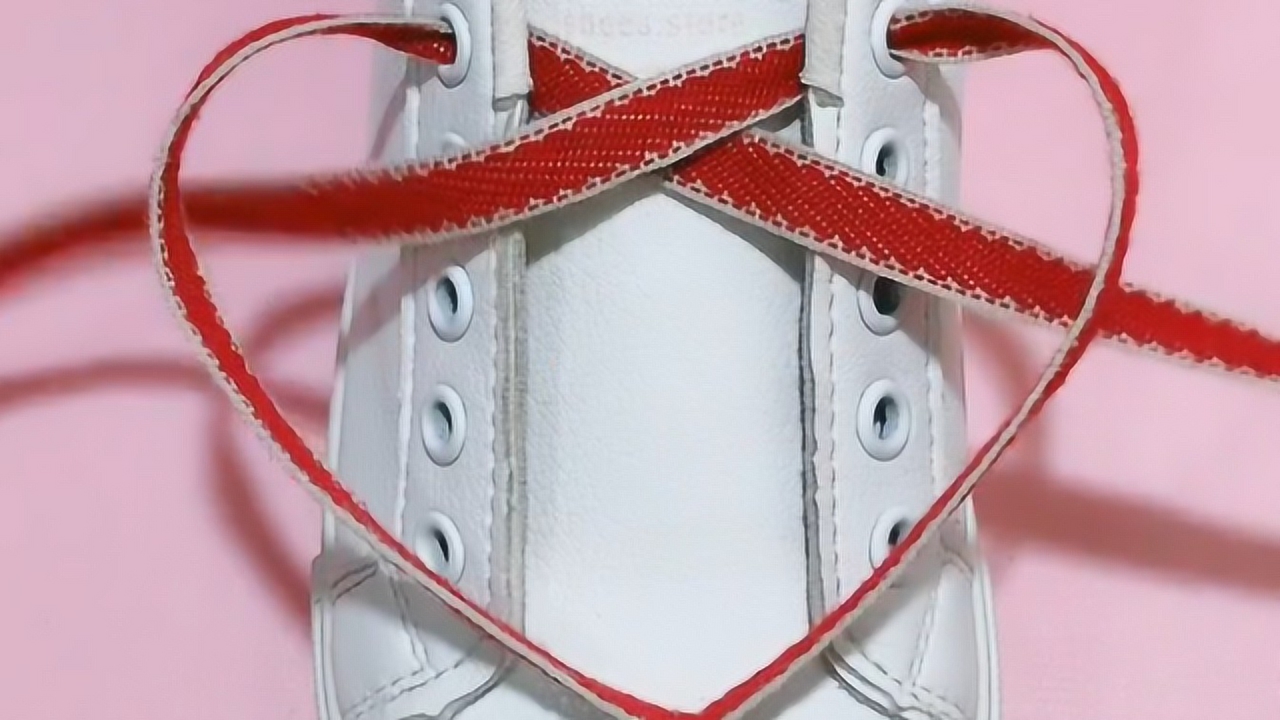 鞋带的系法心形图片