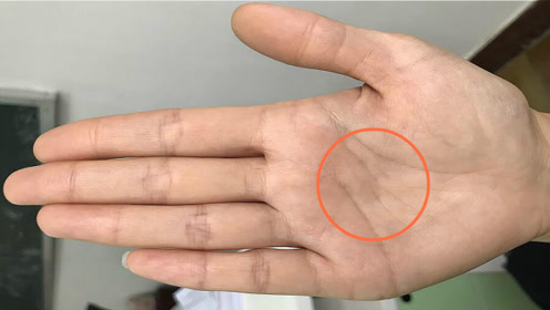 什么手纹的女人有魅力,金星环在手恋爱一直有,是天生的爱情高手!