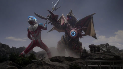 奥特曼玩具大战  赛罗奥特曼在地球巡逻 怪兽用诡计控制了奥特曼的