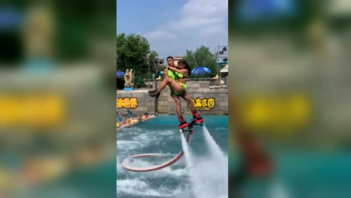 看美女玩水 腾讯视频