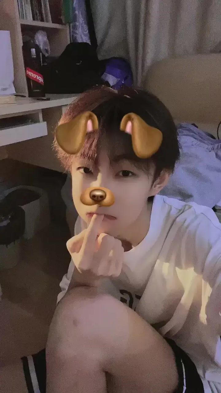 不许拒绝弟弟 不然无理取闹了#男高中生