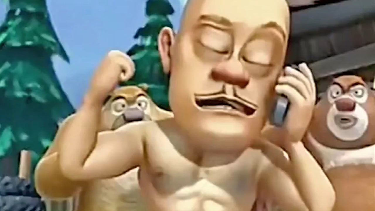 "以前的光头强有八块腹肌,强哥腹肌男"