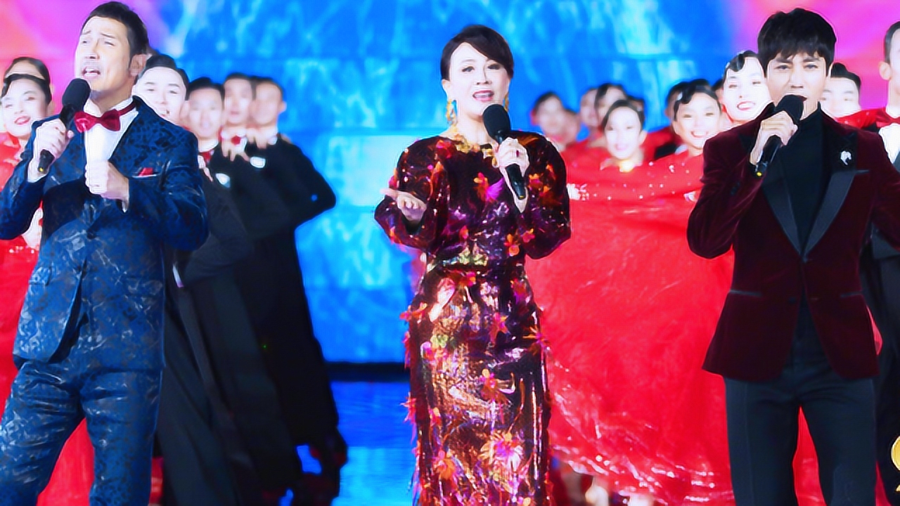 央视春晚:陈坤时隔八年再上春晚颜值不变 与刘嘉玲合唱《共同家园》