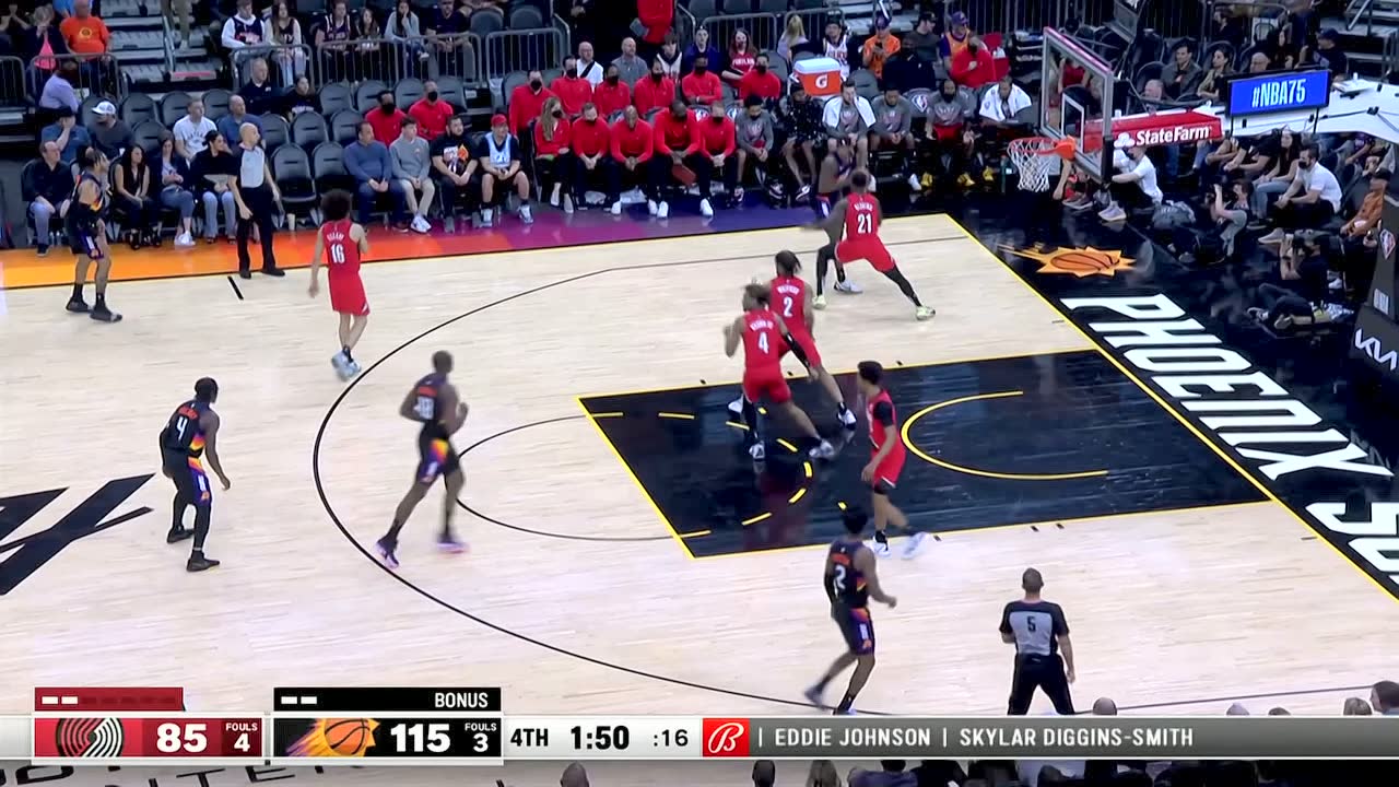 怎么轻松怎么来！霍乐迪随手一抛助飞比永博空接炸扣