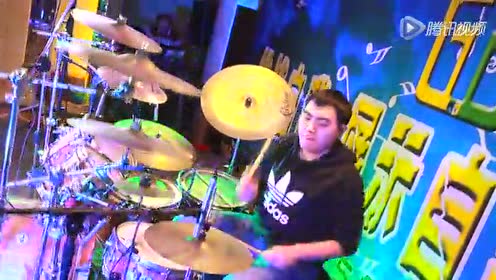 革特2015年度汇报演出架子鼓演奏《简单爱》