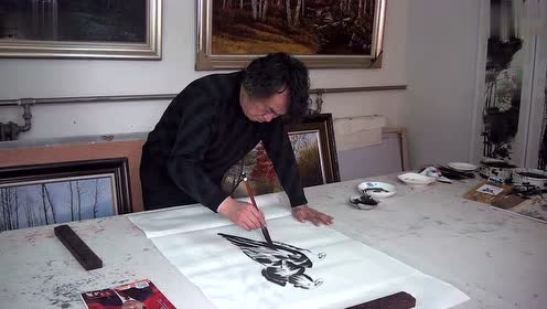 梁兆金:国画泰斗张大千再传弟子现场作画