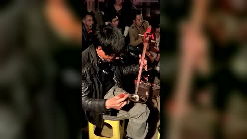 纳雍龙家二胡