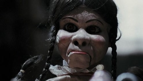 去世已久的老妇灵魂附在木偶上,杀人成瘾,只因想要一完美木偶