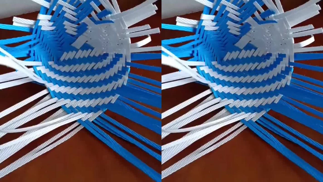 打包带编织小簸箕