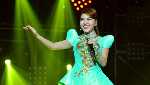 女歌手唱首《我和草原有个约定》,开口就爱上了,唱到了极致-高清mv