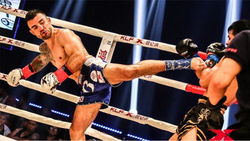 中国"小旋风"康恩遇搏击鬼才!这次碰上麻烦,裁判都为难!