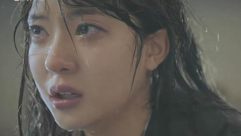 韩剧《顶楼》安娜李用假身份,进入顶楼做老师