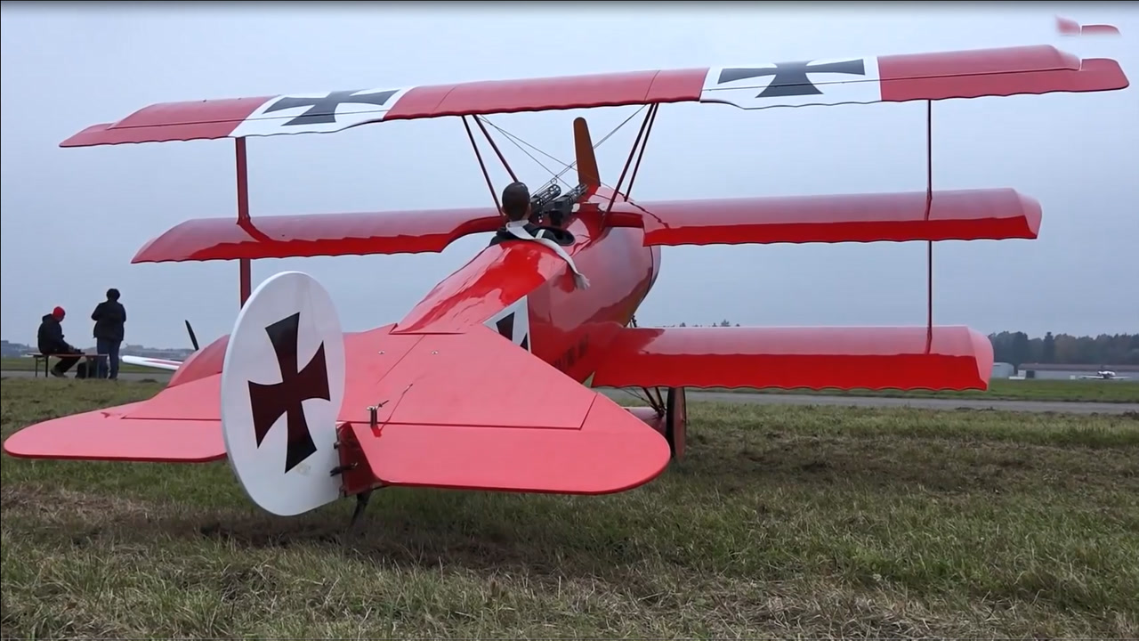 太大了吧,世界上最大的遥控飞机福克dr-1起飞