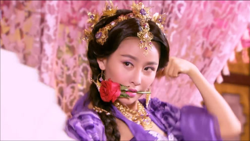 金玉:贾青演绎异域花魁,一身紫衣大跳肚皮舞,有被吸引到